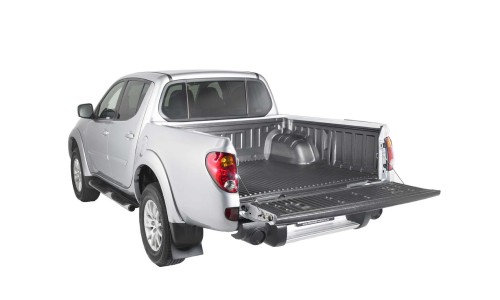 Вкладыш в кузов пластиковый для двойной кабины под кунг (для короткой базы) на Mitsubishi L200 (2006-2013) 