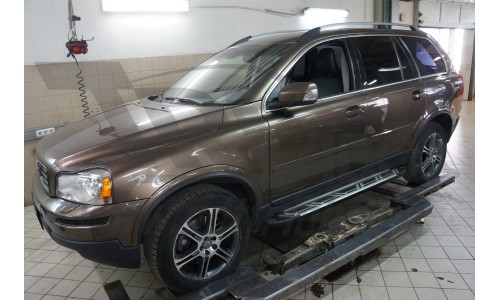 Пороги алюминиевые (Corund Silver) Volvo (Вольво) XC90 (2006-2015) на Volvo XC90 (2002-2015) 