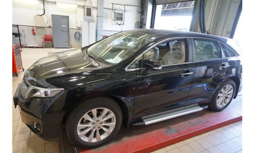 Пороги алюминиевые (Brillant) Toyota Venza (2013-) (серебр) на Toyota Venza (2013-2016) 