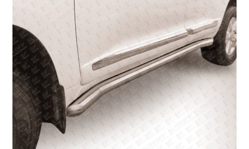 Пороги d76 с гибами Toyota Land Cruiser 200 (2012) на Toyota Land Cruiser 200 (2012-2015) 