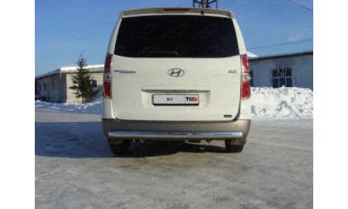 Защита задняя (центральная) 75х42 мм код HYUNH110-05 на Hyundai H1 Starex (2010-2013) 
