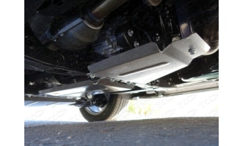 Защита картера (алюминий) 4 мм код ZKTCC00035 на Toyota Land Cruiser 200 (2012-2015) 