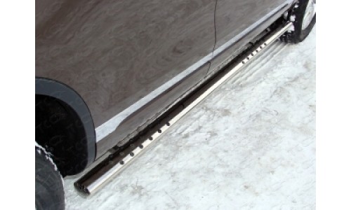 Пороги овальные с проступью 75х42 мм код VWTOUAR10-07 на Volkswagen Touareg (2010-2014) 