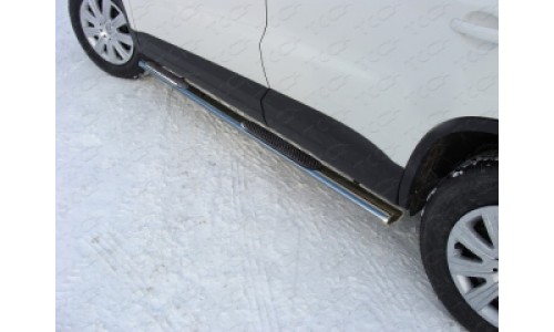 Пороги овальные с накладкой 75х42 мм код VWTIG11-08 на Volkswagen Tiguan (2011-2017) 