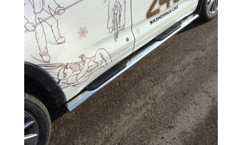 Пороги овальные с накладкой 120х60 мм код TOYHIGHL14-13 на Toyota Highlander (2014-2016) 