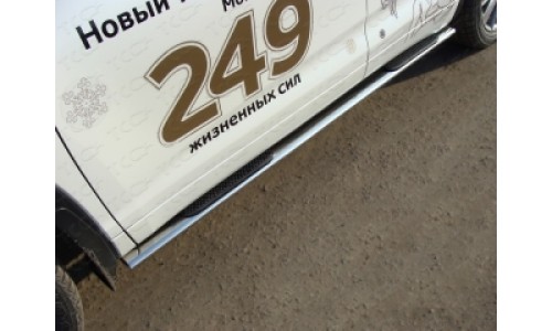 Пороги овальные с накладкой 75х42 мм код TOYHIGHL14-10 на Toyota Highlander (2014-2016) 