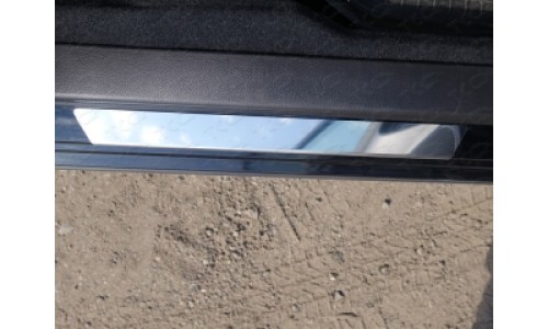 Накладки на пороги (лист зеркальный) код SUBXV12-10 на Subaru XV (2012-2016) 