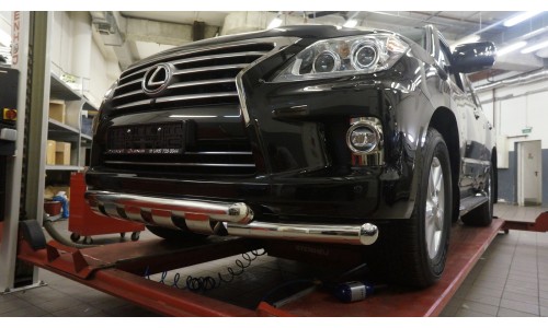 Защита переднего бампера Lexus LX570 (2014-2015) (Shark) d 76/76 на Lexus LX570 (2012-2015) 