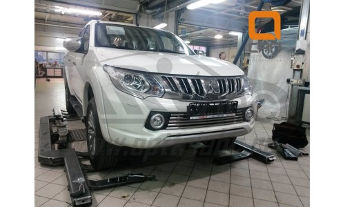 Решетка радиатора Mitsubishi L200 (2015-) d16 на Mitsubishi L200 (2015-) 