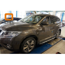 Пороги алюминиевые (Brillant) Nissan Pathfinder (2014-) (черн/нерж)