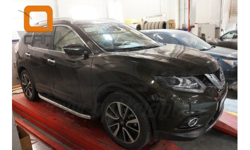 Пороги алюминиевые (Alyans) Nissan X-Trail (2014-) на Nissan X-Trail T31 (2011-2014) 