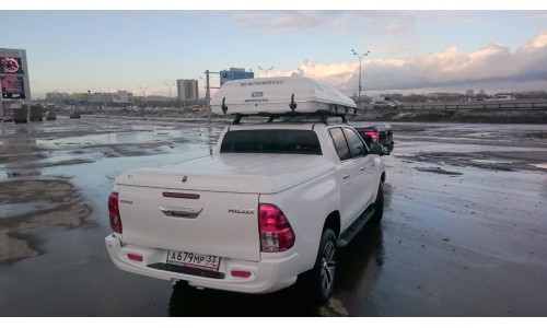 Крышка кузова для Toyota Hilux (двойная кабина) (08.2015-) (черная) на Toyota Hilux Revo (2015-) 