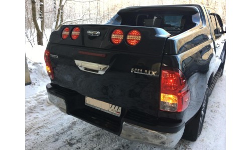 Крышка Grandbox VIP (диодная оптика, в грунте под покраску) для пикапа Toyota Hilux Revo 2015- на Toyota Hilux Revo (2015-) 