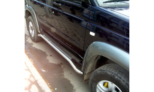 Пороги труба d-53 c профилем (UP_2) на UAZ Patriot (2005-2014) 