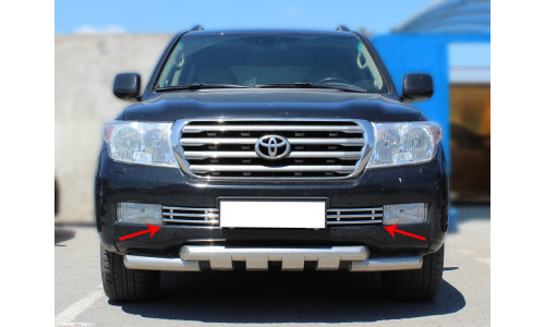 Решетка в бампер d-16 (LCN_1.4) на Toyota Land Cruiser 200 (2007-2011) 