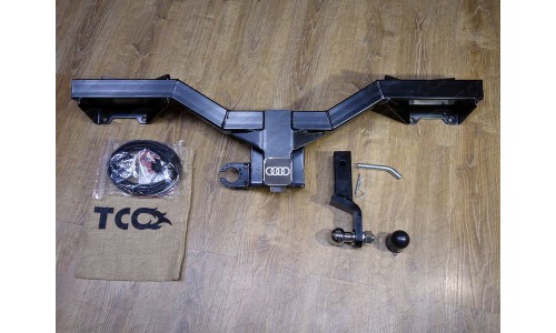 Фаркоп (оцинкованный, шар Е) на Audi Q5 (2017-)-(а/м без пневмоподвески) 