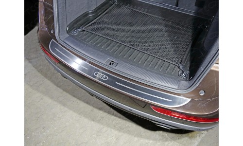 Накладка на задний бампер (лист шлифованный логотип audi) код AUDIQ513-07 на Audi Q5 (2008-2016) 