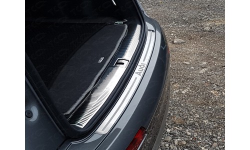 Накладки на задний бампер (лист шлифованный надпись audi) код AUDIQ715-07 на Audi Q7 (2015-) 