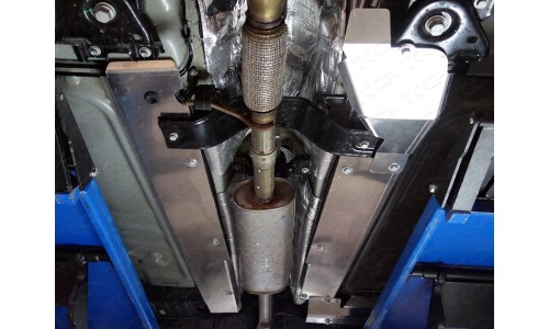 Защита магистралей кондиционера (алюминий) 4мм (комплект) код ZKTCC00181 на Ford Explorer (2016-) 