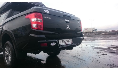 Бампер АВС-Дизайн задний с квадратом под фаркоп Mitsubishi L200 2015-/Fiat Fullback (2016-) (чёрный) на Mitsubishi L200 (2015-2019) 