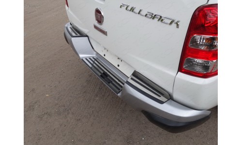 Накладки на задний бампер (лист зеркальный) 3шт код FIAFUL16-37 на Fiat Fullback (2015-) 