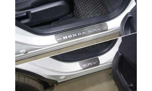Накладки на пороги (лист шлифованный надпись Honda CR-V) 4шт код HONCRV17-08 на Honda CR-V (2017-) 