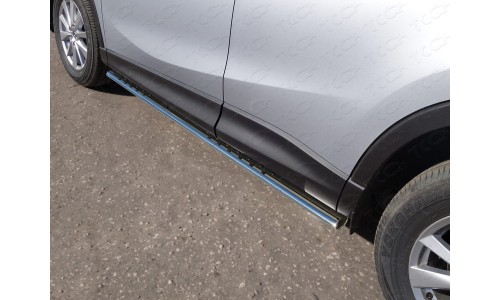 Пороги овальные с проступью 75х42 мм код MAZCX515-13 на Mazda CX-5 (2015-2017) 