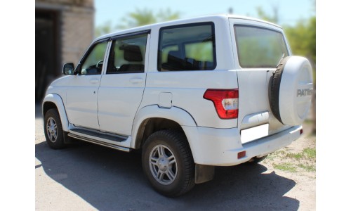 Пороги (обвод штатного порога) d-53 на UAZ PATRIOT (2015-) 