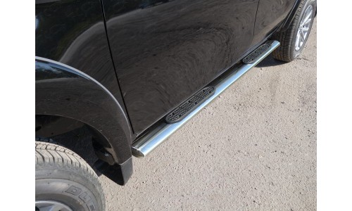Пороги овальные с накладкой 120х60 мм код MITL20015-08 на Mitsubishi L200 (2015-2019) 