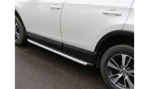 Пороги алюминиевые с пластиковой накладкой 1720 мм код код TOYRAV15-19AL на Toyota Rav4 (2015-) 