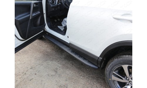 Пороги алюминиевые с пластиковой накладкой (карбон черные) 1720 мм код TOYRAV15-19BL на Toyota Rav4 (2015-) 