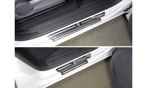 Накладки на пороги (лист зеркальный логотип Volkswagen) код VWAMAR17-45 на Volkswagen Amarok (2016-) 