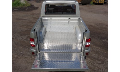 Защитный алюминиевый вкладыш в кузов автомобиля (дно, борт) код UAZPIC2016-03 на UAZ PATRIOT PICKUP (2015-) 